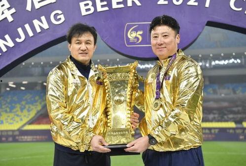 舒畅足球爆料视频最新版,揭秘最新版内幕，独家解读精彩瞬间